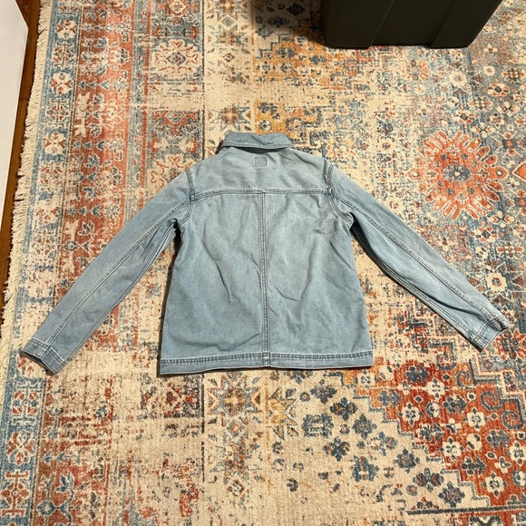 Gap 100% cotton light blue denim chore jacket with pockets - Picture 6 of 6